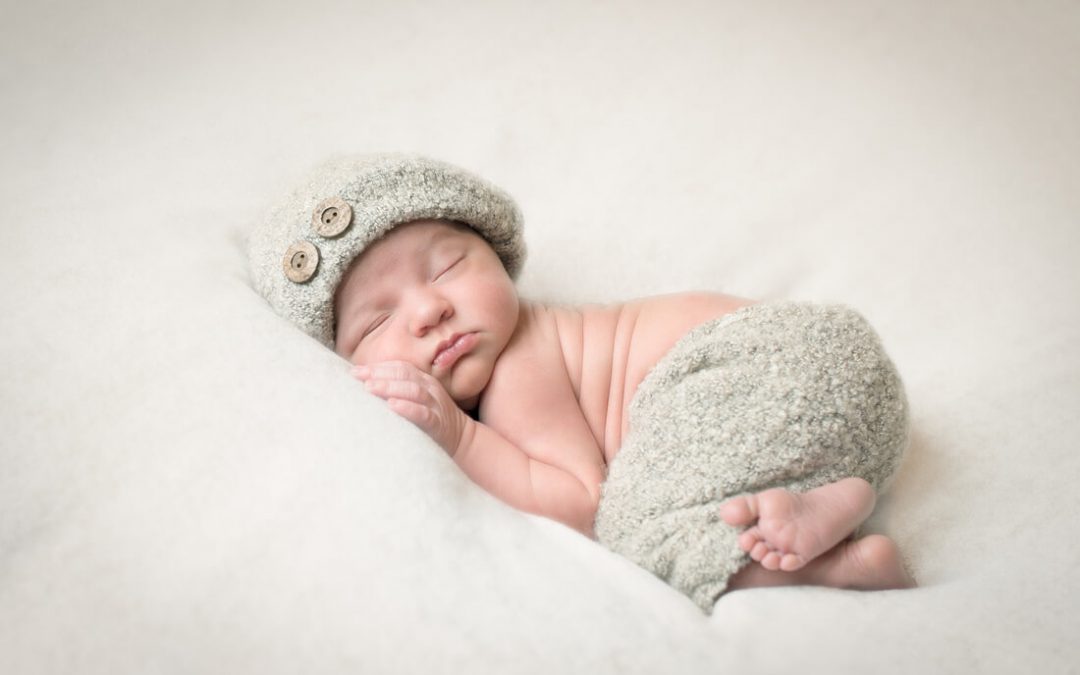 Why choose Slice of Life Photography for your Newborn Photos?