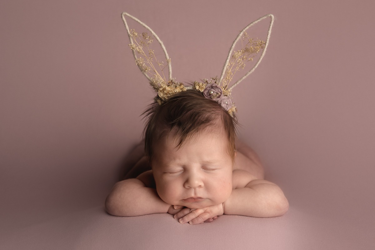Newborn photographer spalding 