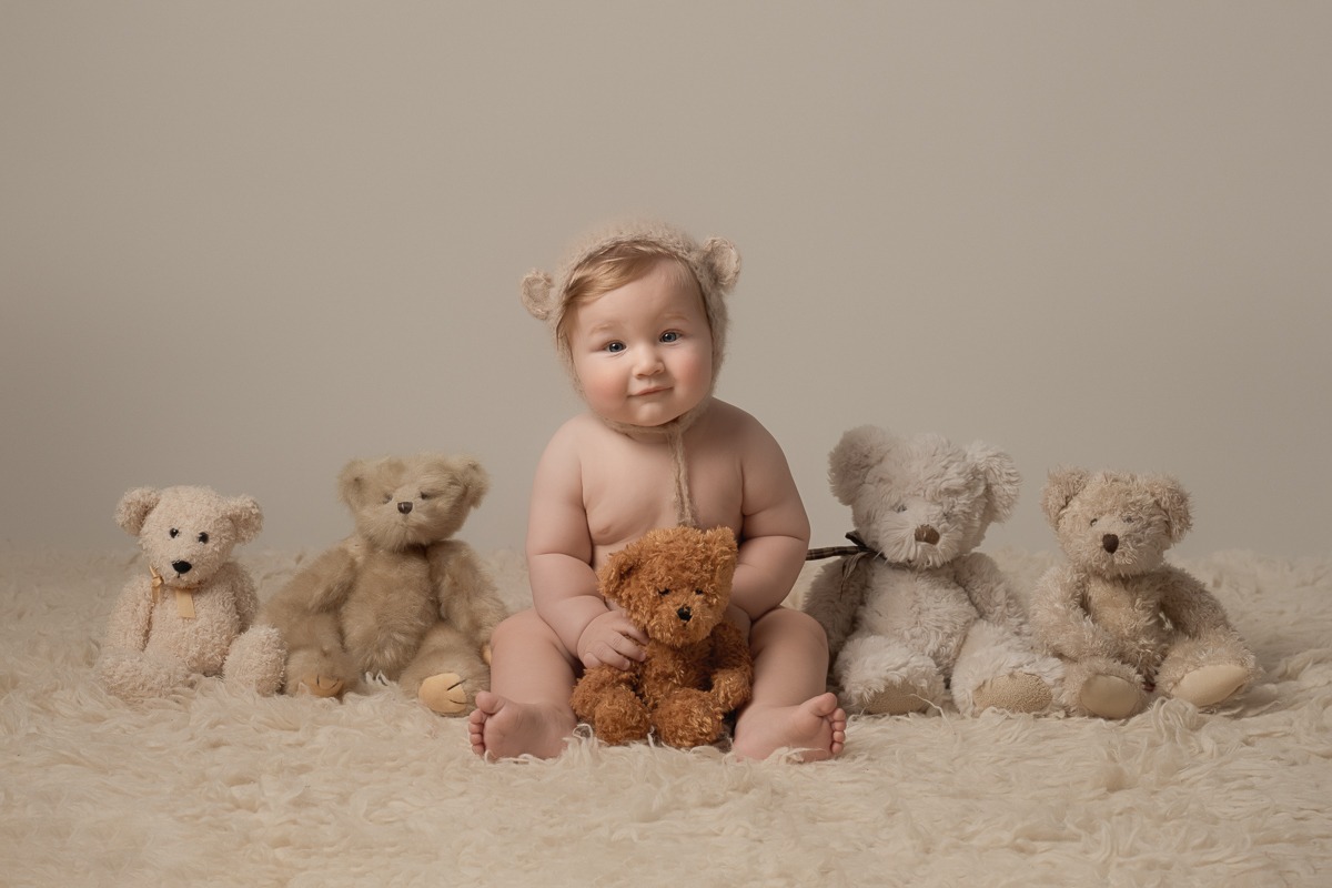 Sitting baby photoshoot Peterborough